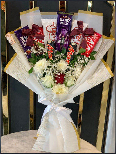 Sweets bouquet White Premium Look Chocolates Bouquet